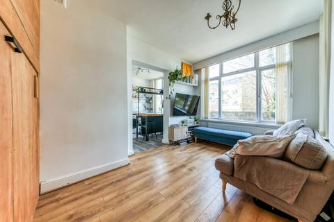 Flat 2a, 27 - 29 Nicholson Road, Croydon, CR0 6QT