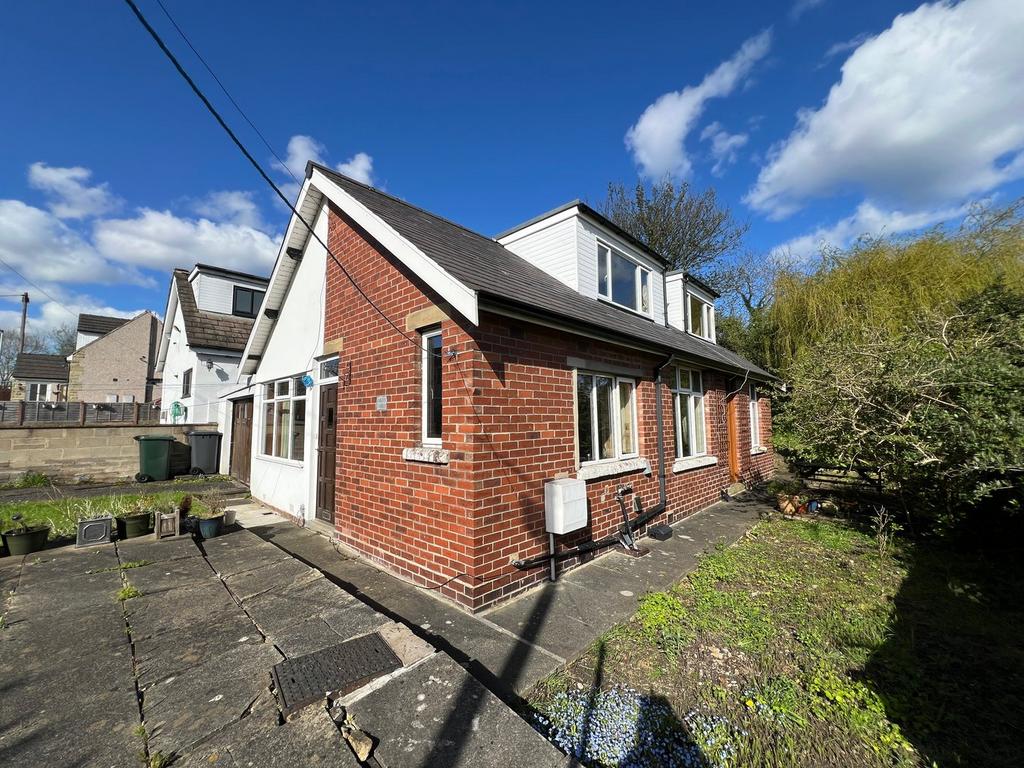 Longwood View, Bingley BD16 4 bed bungalow for sale £275,000