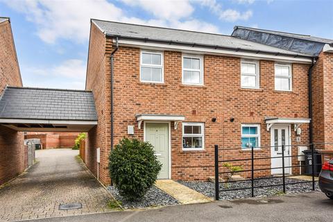 2 bedroom end of terrace house for sale, Fleece Close, Andover