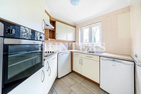 1 bedroom flat for sale, Mavis Grove, Hornchurch