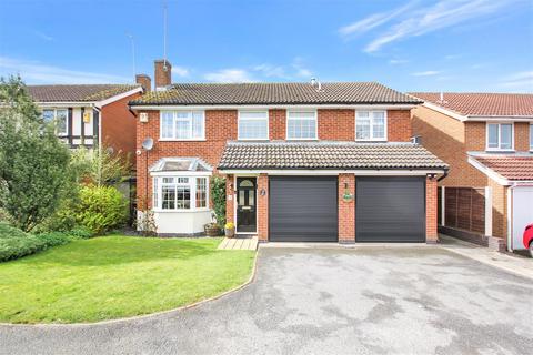 5 bedroom detached house for sale, Kendal Close, Rushden NN10