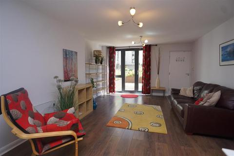 1 bedroom flat to rent, Base, Trafalgar Street, Sheffield, S1 4FZ