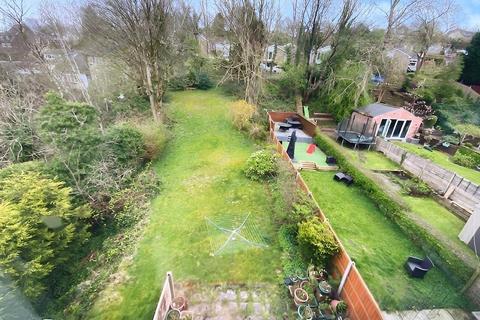 18 Ashes Close, Stalybridge, SK15 2RQ