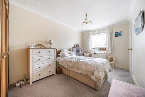 5 Apple Tree Close, Barming, Maidstone, ME16 9HQ