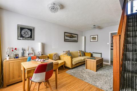 22 Squerryes Mede, Westerham, TN16 1SW