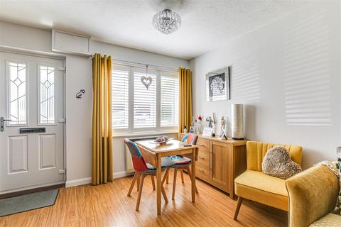 22 Squerryes Mede, Westerham, TN16 1SW