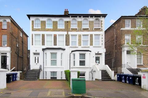 2 bedroom flat for sale - Windsor Road, London