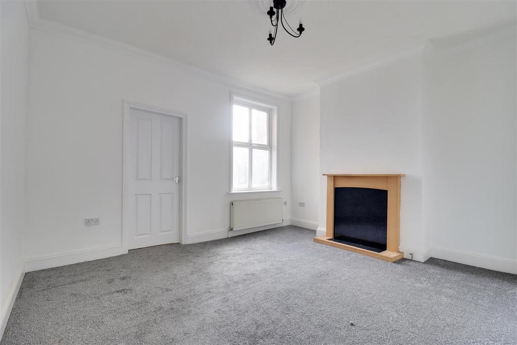 Dining / sitting room
