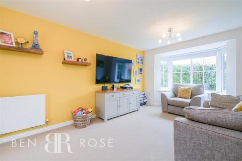 4 Darwin Drive, Leyland, PR25 5AP