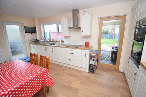 3 bedroom semi-detached house for sale, Maes Gerddi, Porthmadog