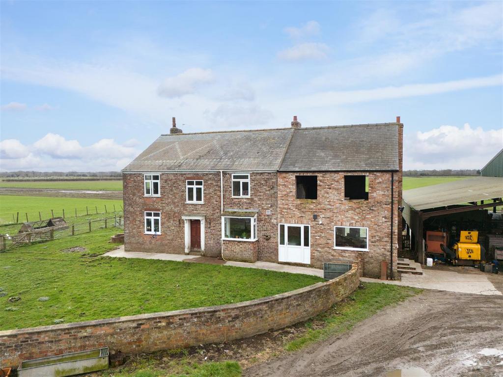 Driffield &amp; Cobbs Farm-23 blue.jpg