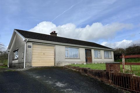 3 bedroom detached bungalow for sale, Penybanc, Llandeilo