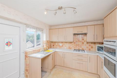 3 bedroom semi-detached house for sale, Gamble Hill Drive, Leeds