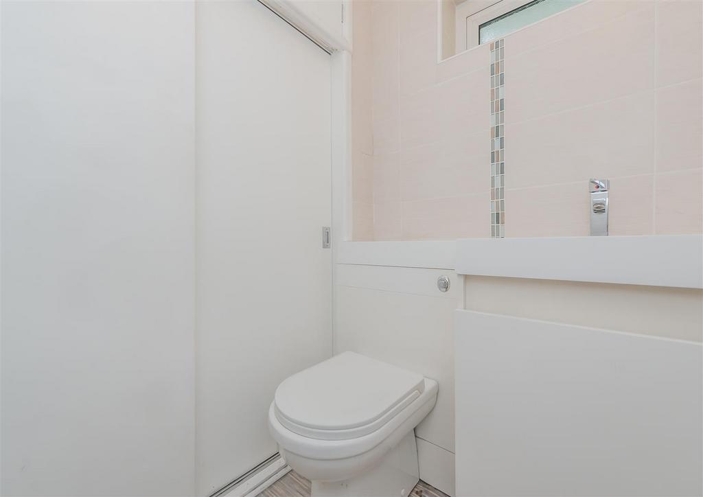 Down Stairs Cloak Room / W.C
