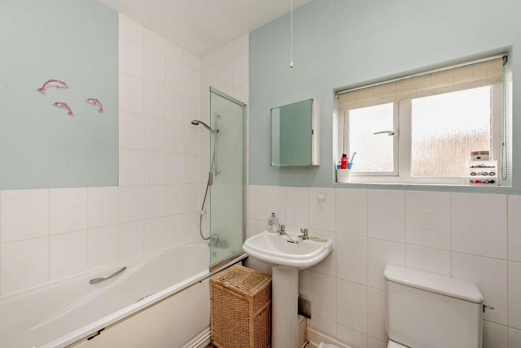 8590317-interior20-800.jpg