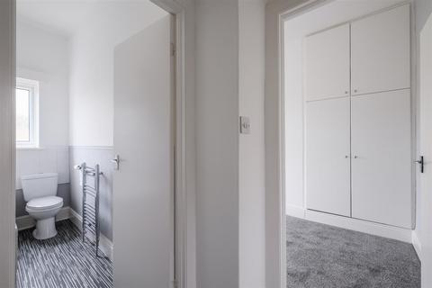 4 Bracken Road, Brighouse, HD6 2HW