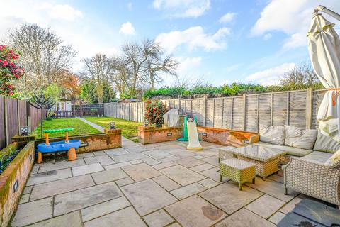 3 bedroom terraced house for sale, Beech Close, Walton-on-Thames, KT12