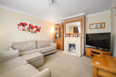 26 Beech Close, Hersham, Walton-on-thames, KT12 5RQ