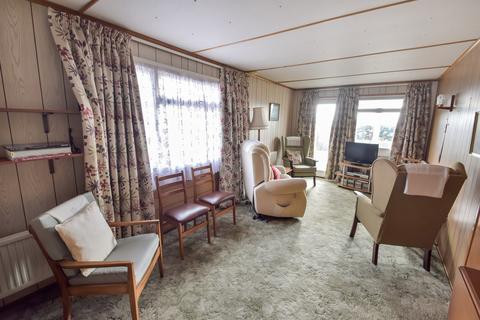 3 bedroom mobile home for sale, Larch Crescent, Vicarage Lane, Hoo, ME3