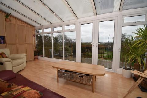 36 Crockwells Road, Exminster, Exeter, EX6 8DQ