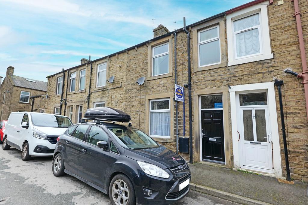 Boot Street, Earby, BB18 2 bed terraced house for sale £122,500