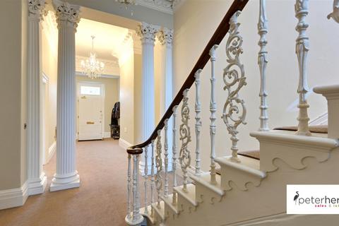 7 The Esplanade, Sunderland, SR2 7BQ