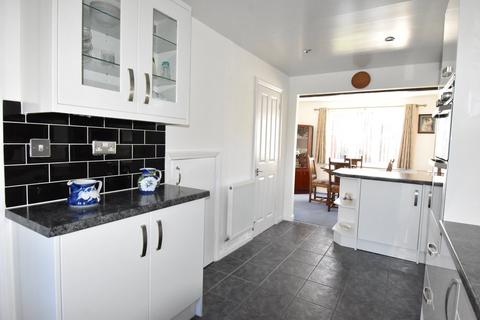 4 bedroom detached house for sale, Mowbray Avenue, Tewkesbury GL20