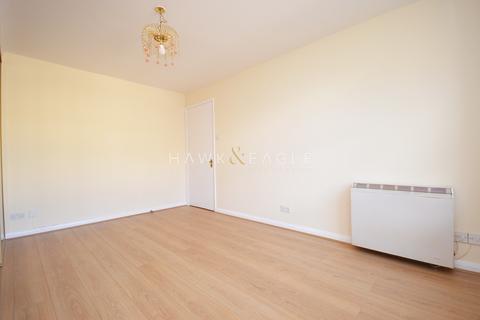 1 bedroom flat to rent, Cleveland Grove, Montgomery Lodge, London, Greater London. E1