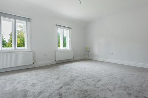 1 bedroom apartment to rent, Straight Road, Old Windsor, SL4