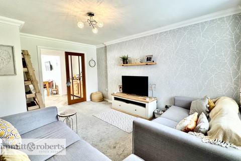 4 bedroom semi-detached house for sale, Pacific Hall Close, Seaham, Durham, SR7