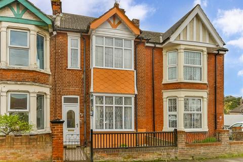 59 Coronation Road, Sheerness, ME12 2QP