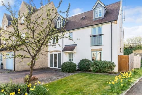 7 Fernham Gate, Faringdon, SN7 7LR