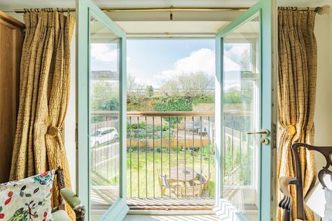 7 Fernham Gate, Faringdon, SN7 7LR