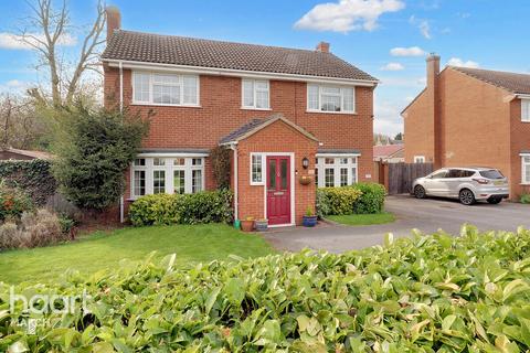 4 bedroom detached house for sale, Wood Street, Chatteris