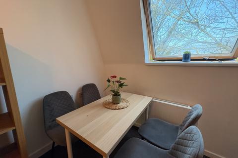 undefined, Harvey Goodwin Gardens, Cambridge, CB4
