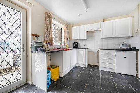 2 bedroom end of terrace house for sale, Shepherds Close, Grove, OX12