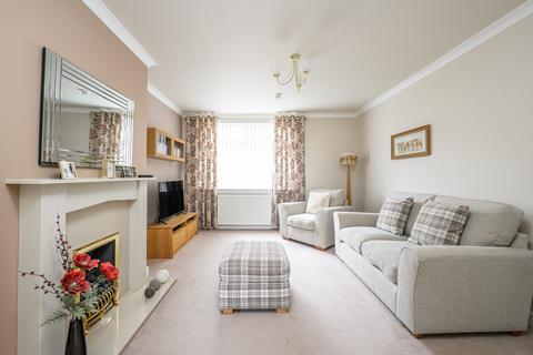 50 Clermiston Place, Edinburgh, EH4 7DR