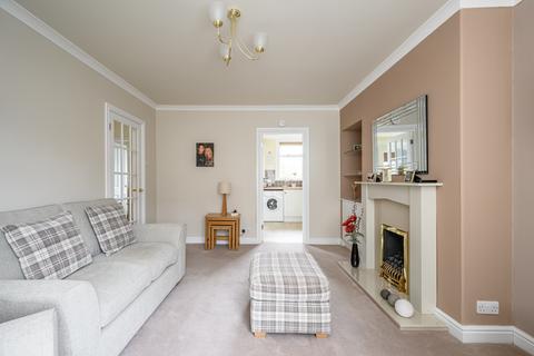 50 Clermiston Place, Edinburgh, EH4 7DR