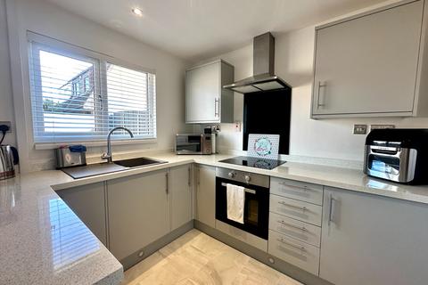 34 Emsworth Crescent, Wolverhampton, WV9 5NU