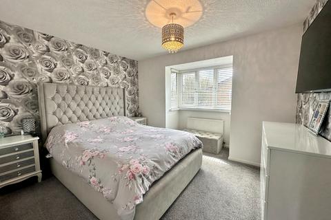 34 Emsworth Crescent, Wolverhampton, WV9 5NU