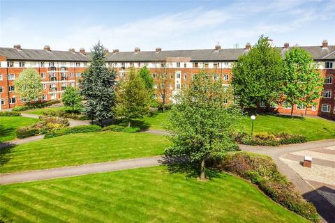 2 bedroom flat to rent, Kielder Square, Eccles New Road, Salford, M5