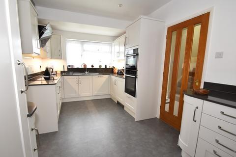 4 bedroom detached house for sale, Follett Road, Tiverton, Devon, EX16