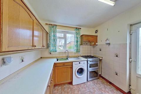 2 bedroom semi-detached bungalow for sale, Mount Road, Canterbury, CT1 1YF