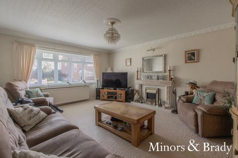 65 Beeching Drive, Lowestoft, NR32 4TB