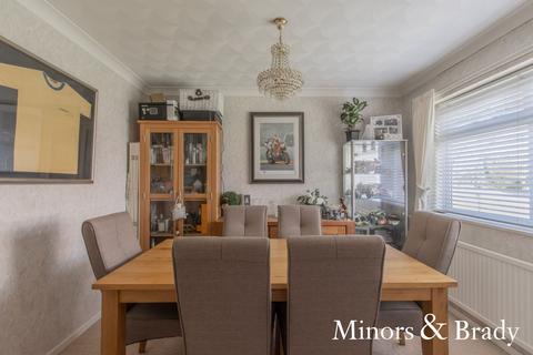 65 Beeching Drive, Lowestoft, NR32 4TB