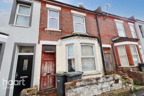 3 bedroom terraced house for sale, Shirley Road, Luton
