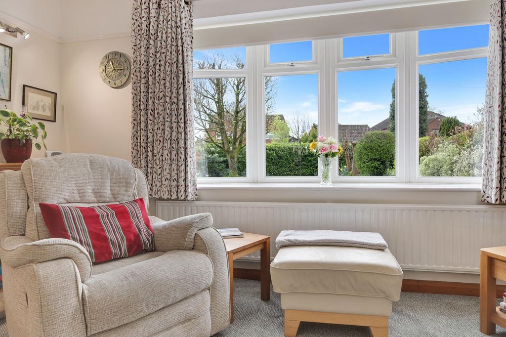 River Road, West Walton, PE14 5 bed detached house for sale £415,000