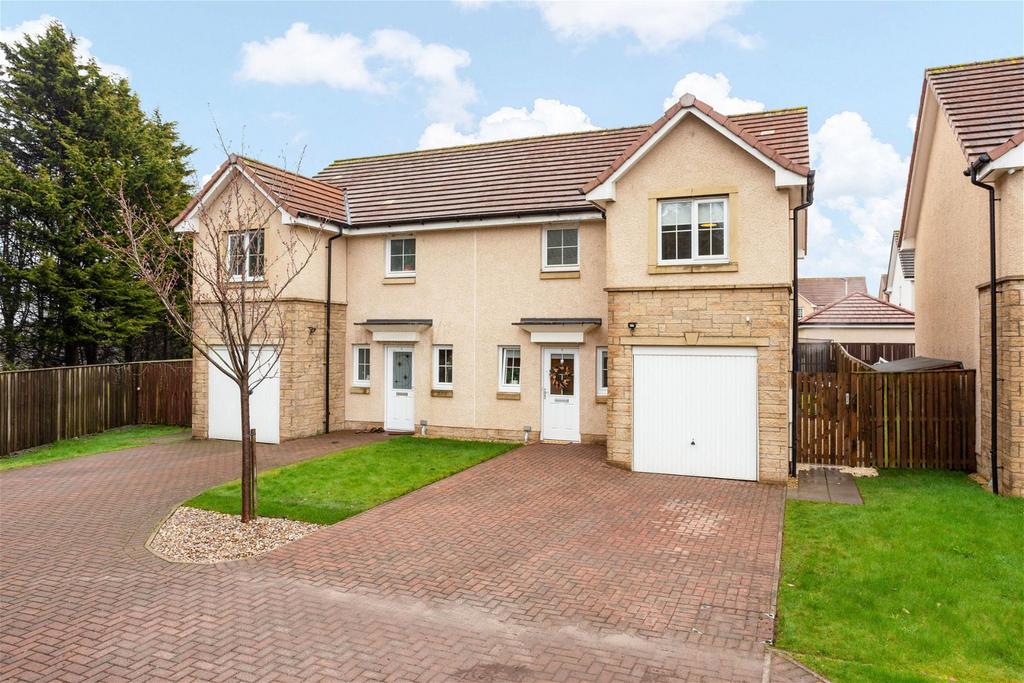 Poynters Road, Broxburn EH52 3 bed semidetached house for sale £260,000