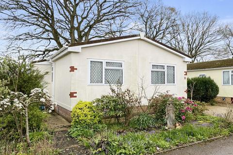 2 bedroom park home for sale, Hillbury Road, Alderholt Fordingbridge SP6 3BW