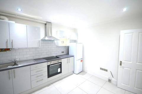 1 bedroom flat to rent, 614 Eastern avenue, IG2 6PQ